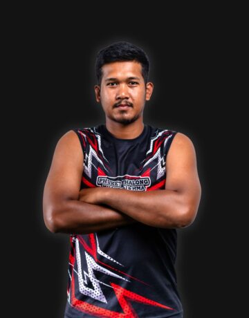 muay thai trainer portrait